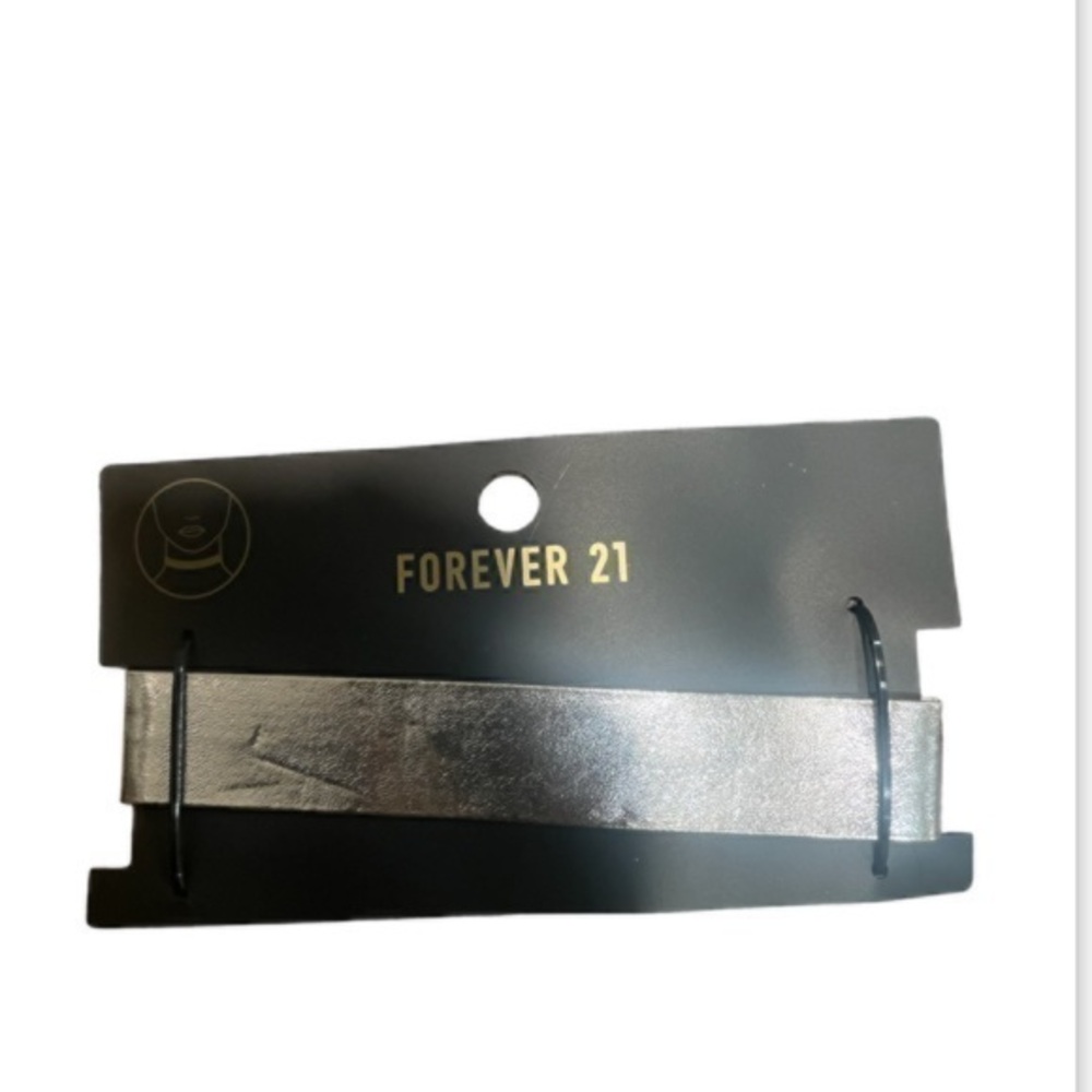 FOREVER 21 Silver wide strap choker necklace one size ( 2 FOR $10)